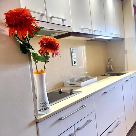 Apartbeach Internacional 1 Residencial Y Piscinas Apartment *